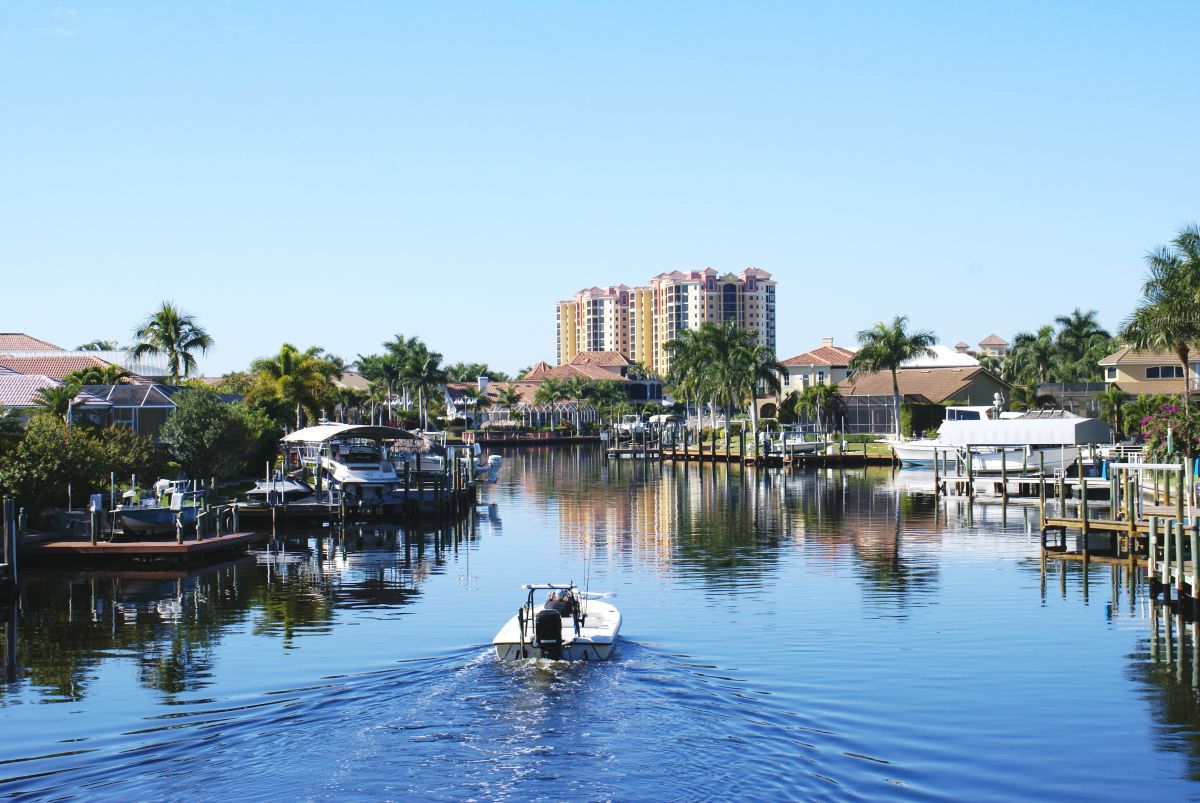 Trailer Skirting Installation in Cape Coral, FL