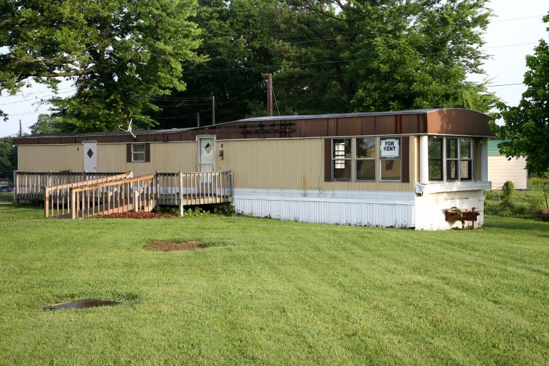 Trailer Skirting Installation